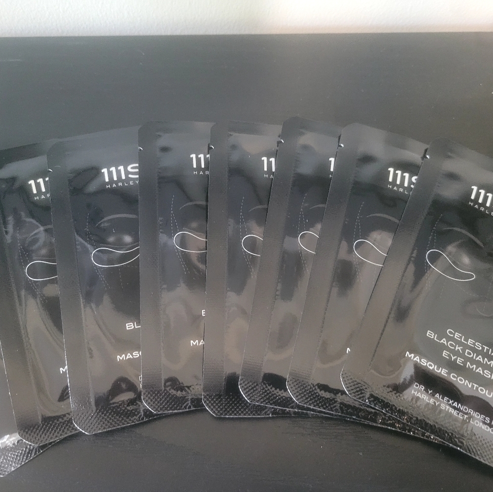 111SKIN Black Diamond Eye Mask Set